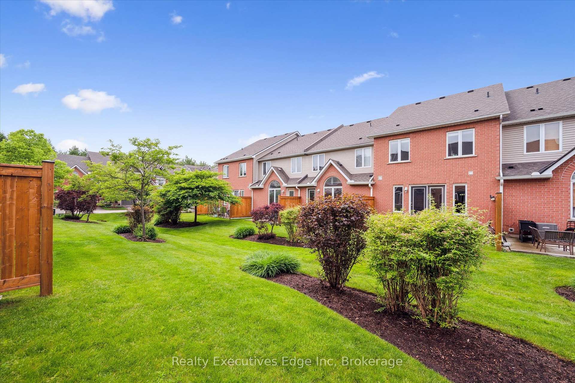 Photo 37 of Unit 92, 165 Terraview Crescent, Guelph, Kortright West — HOMEH