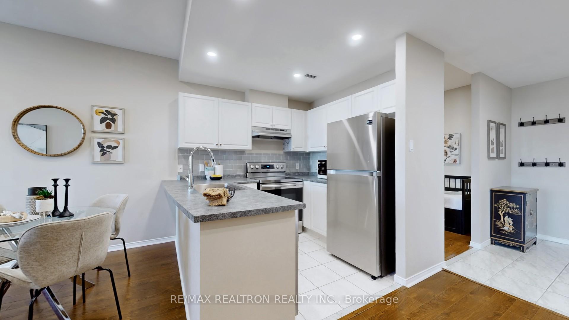 Photo 10 of Unit #202, 600 Eglinton Avenue E, Toronto, Mount Pleasant East — HOMEH