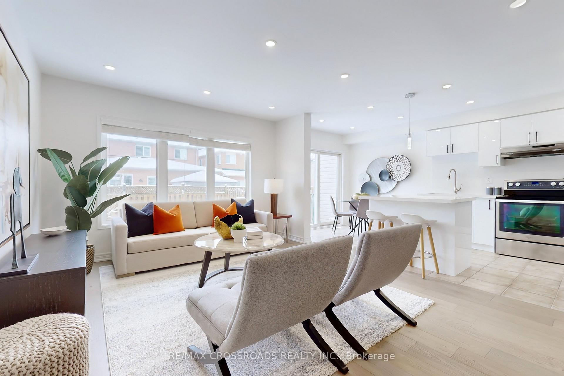 Photo 8 of 51 Bilbrough Street, Aurora, Bayview Northeast — HOMEH