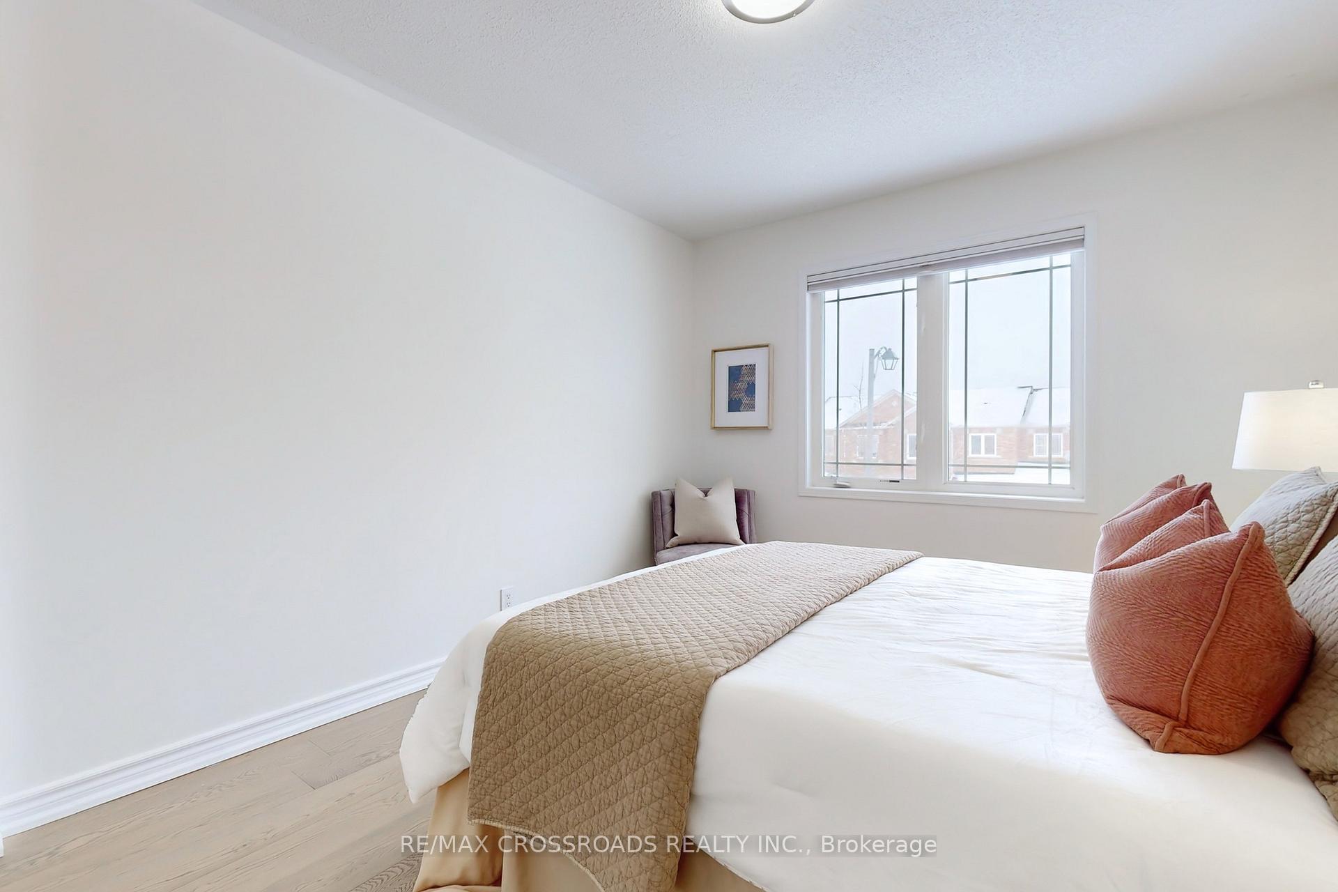 Photo 33 of 51 Bilbrough Street, Aurora, Bayview Northeast — HOMEH