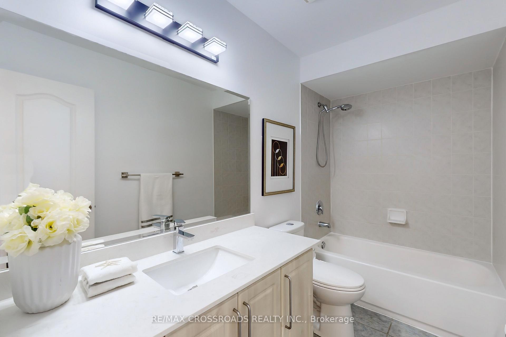 Photo 39 of 51 Bilbrough Street, Aurora, Bayview Northeast — HOMEH