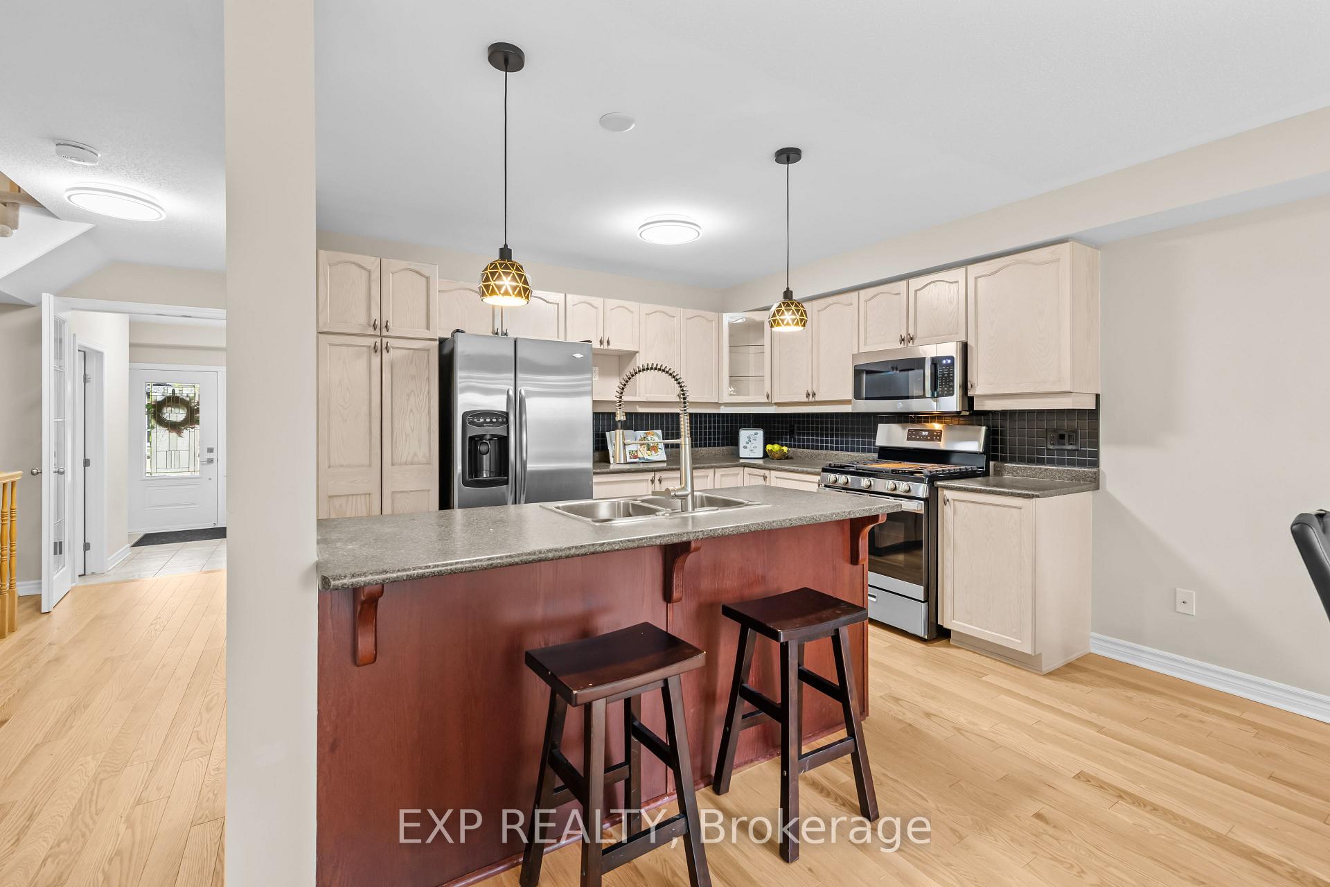 Photo 16 of 273 Tewsley Drive, Ottawa, Riverside South/Gloucester Glen — HOMEH