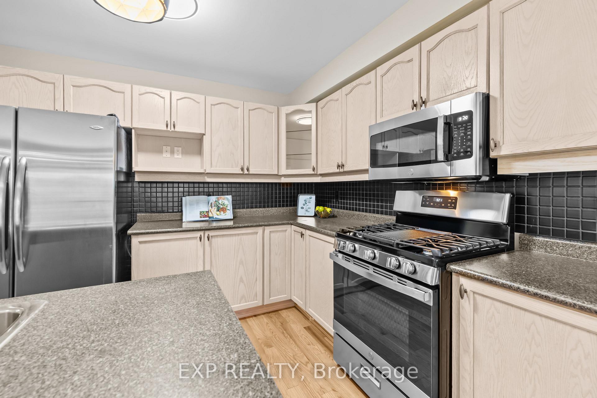 Photo 18 of 273 Tewsley Drive, Ottawa, Riverside South/Gloucester Glen — HOMEH