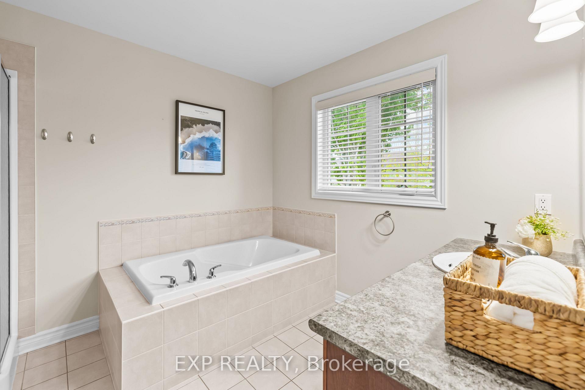 Photo 31 of 273 Tewsley Drive, Ottawa, Riverside South/Gloucester Glen — HOMEH