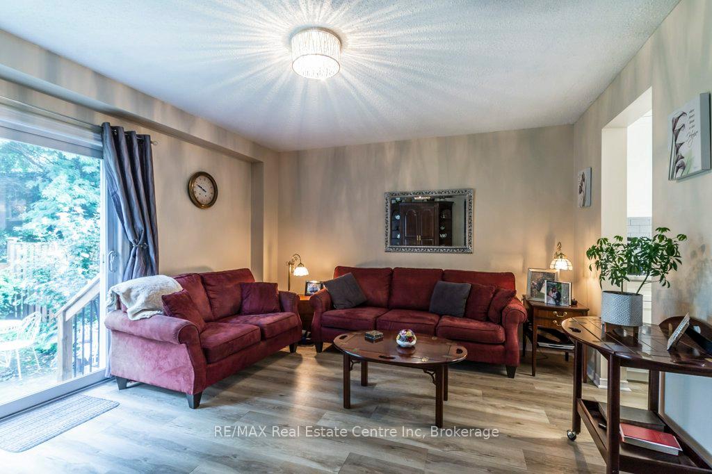 Photo 13 of Unit 29, 80 Ferman Drive, Guelph, Willow West/Sugarbush/West Acres — HOMEH