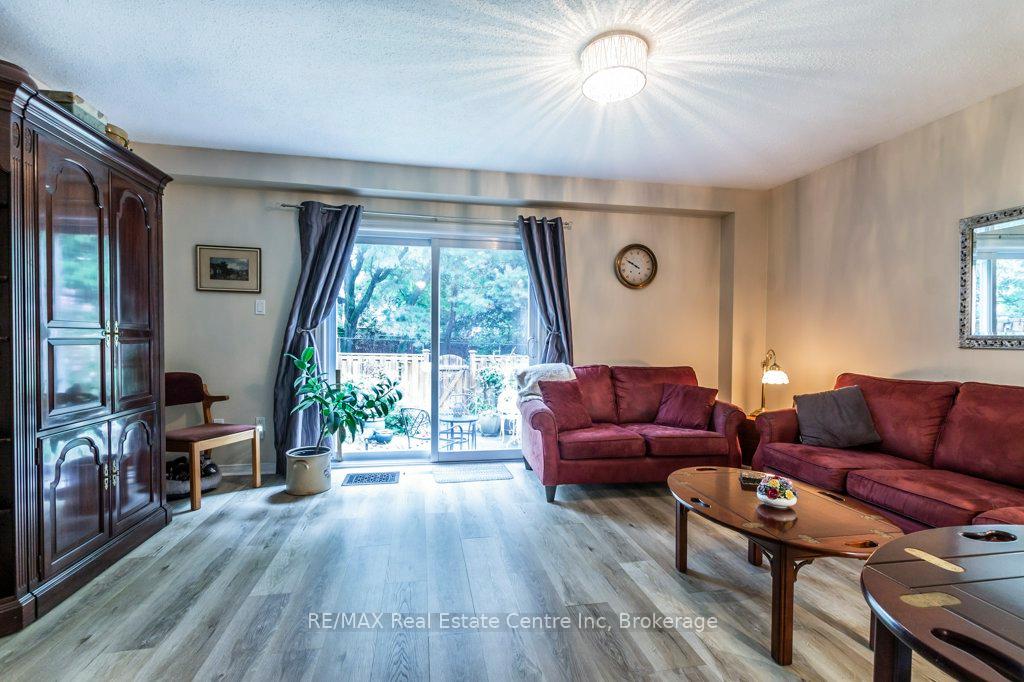 Photo 14 of Unit 29, 80 Ferman Drive, Guelph, Willow West/Sugarbush/West Acres — HOMEH