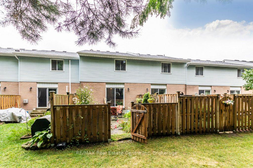 Photo 32 of Unit 29, 80 Ferman Drive, Guelph, Willow West/Sugarbush/West Acres — HOMEH