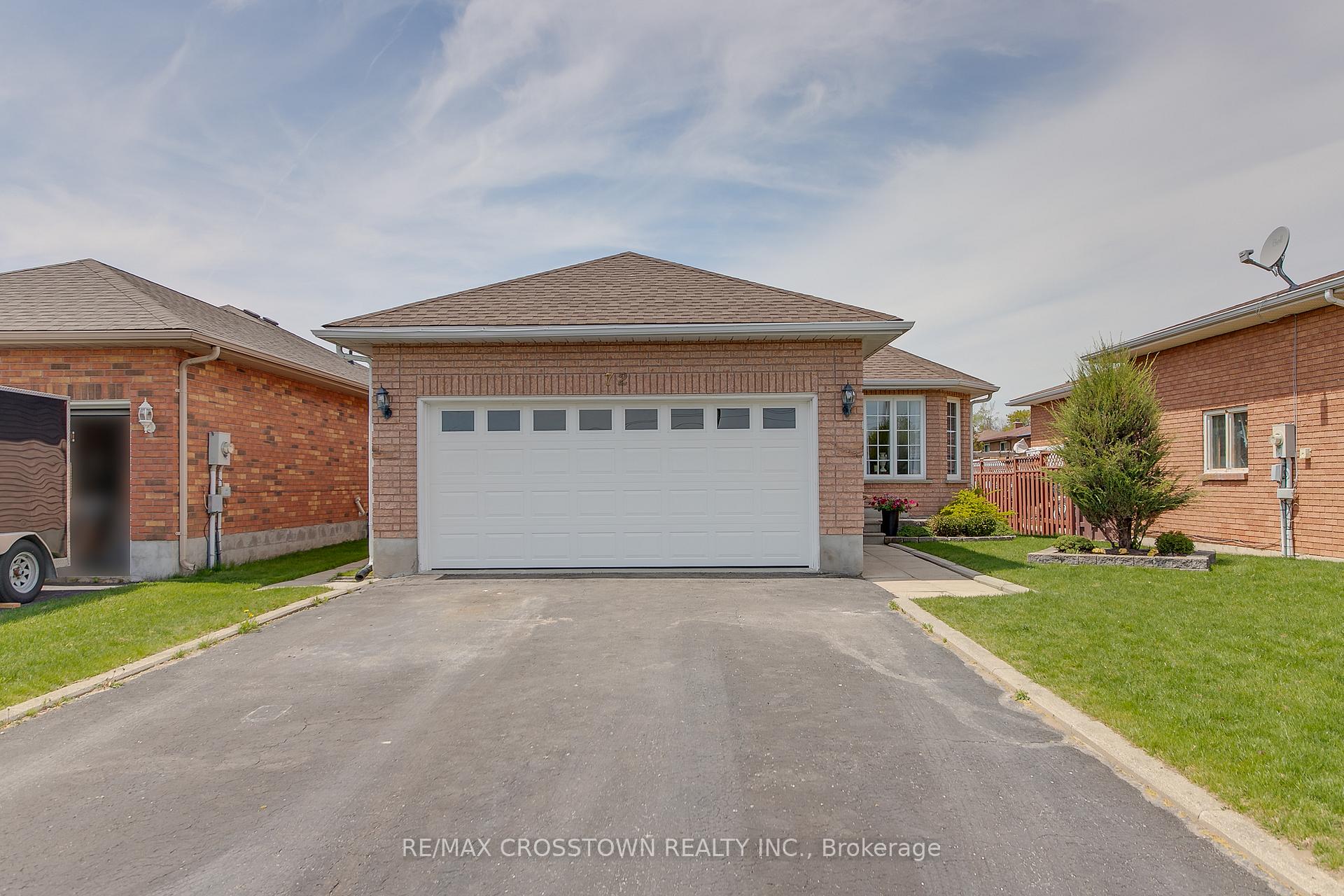 Photo 1 of 72 Buchanan Street, Barrie, Grove East — HOMEH