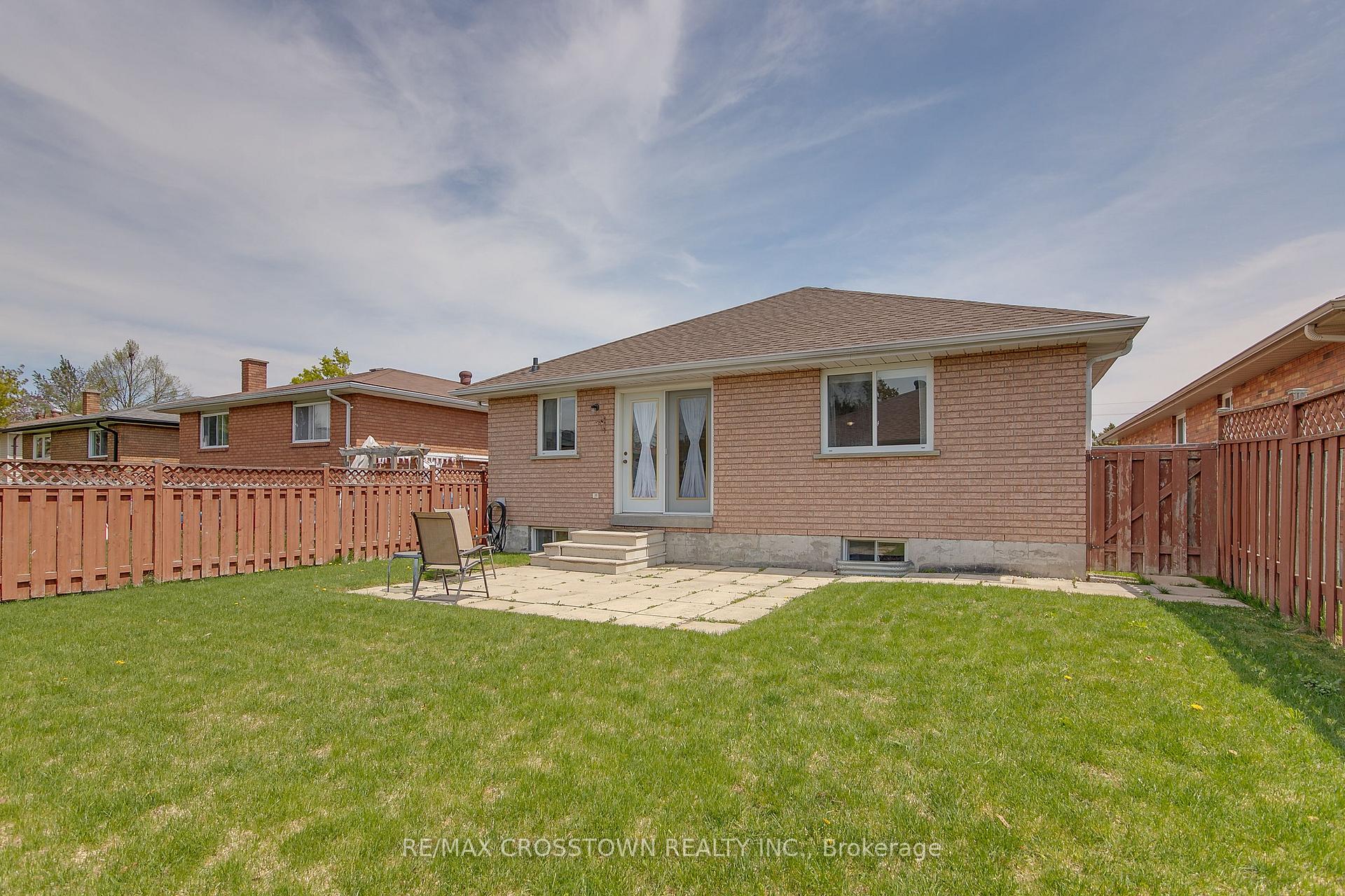 Photo 7 of 72 Buchanan Street, Barrie, Grove East — HOMEH