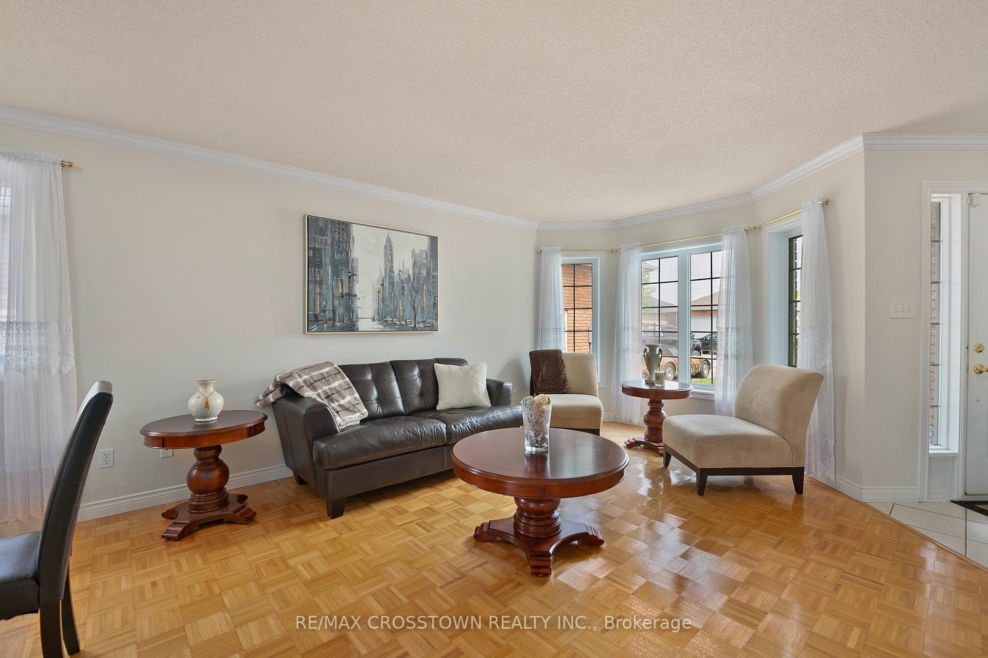 Photo 13 of 72 Buchanan Street, Barrie, Grove East — HOMEH