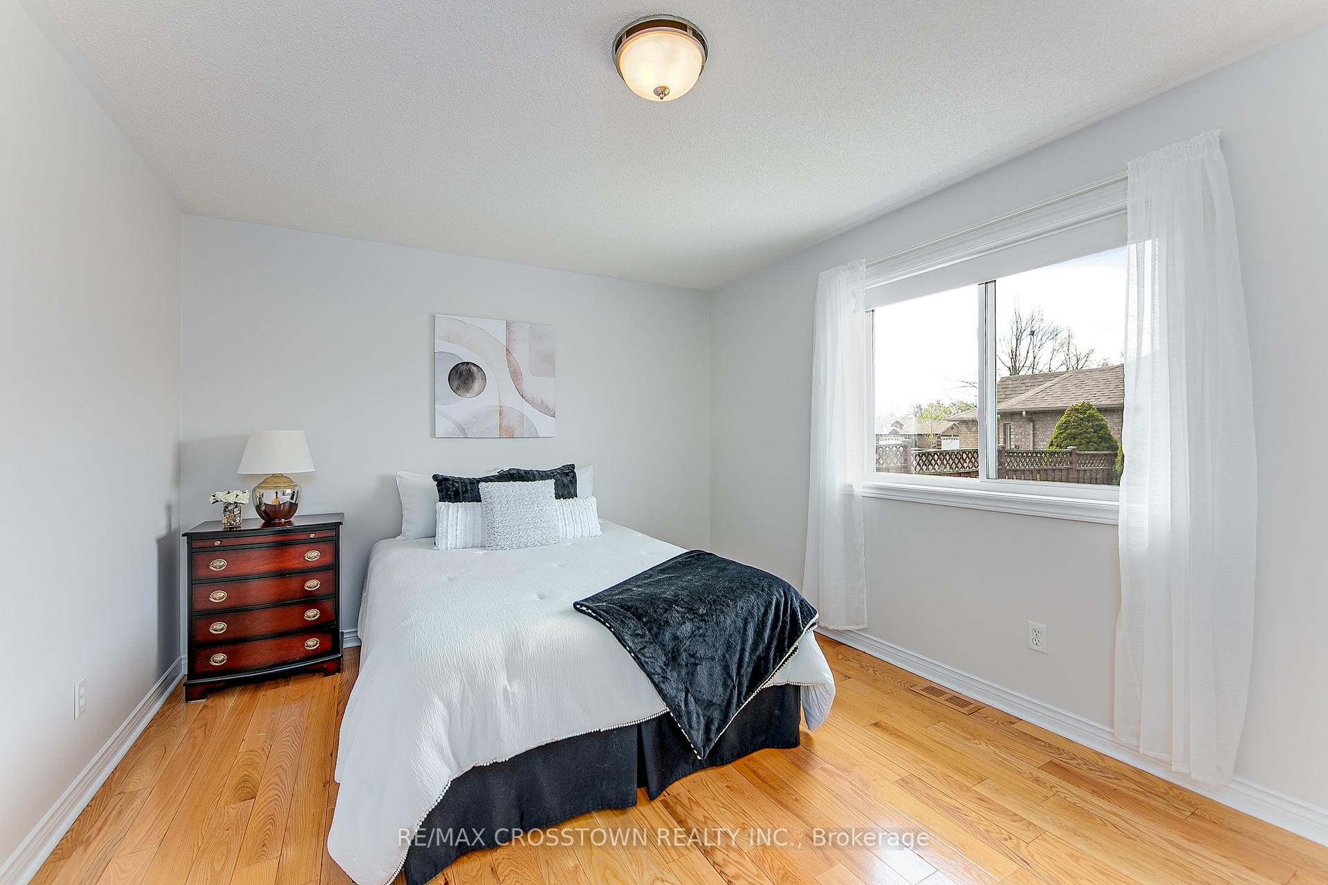 Photo 28 of 72 Buchanan Street, Barrie, Grove East — HOMEH