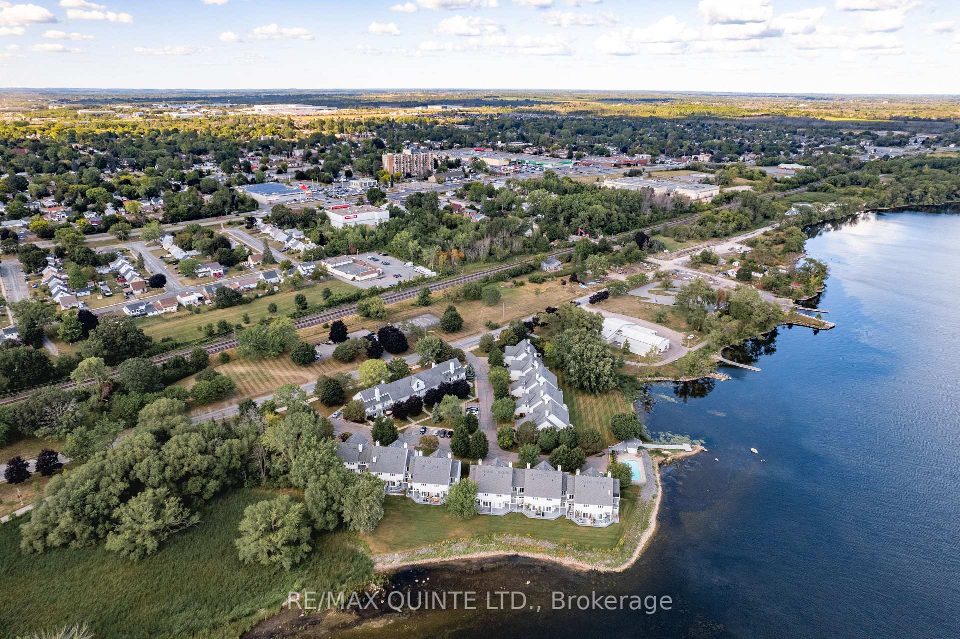 Photo 3 of Unit 1, 31 Keegan Parkway, Belleville, Belleville Ward — HOMEH