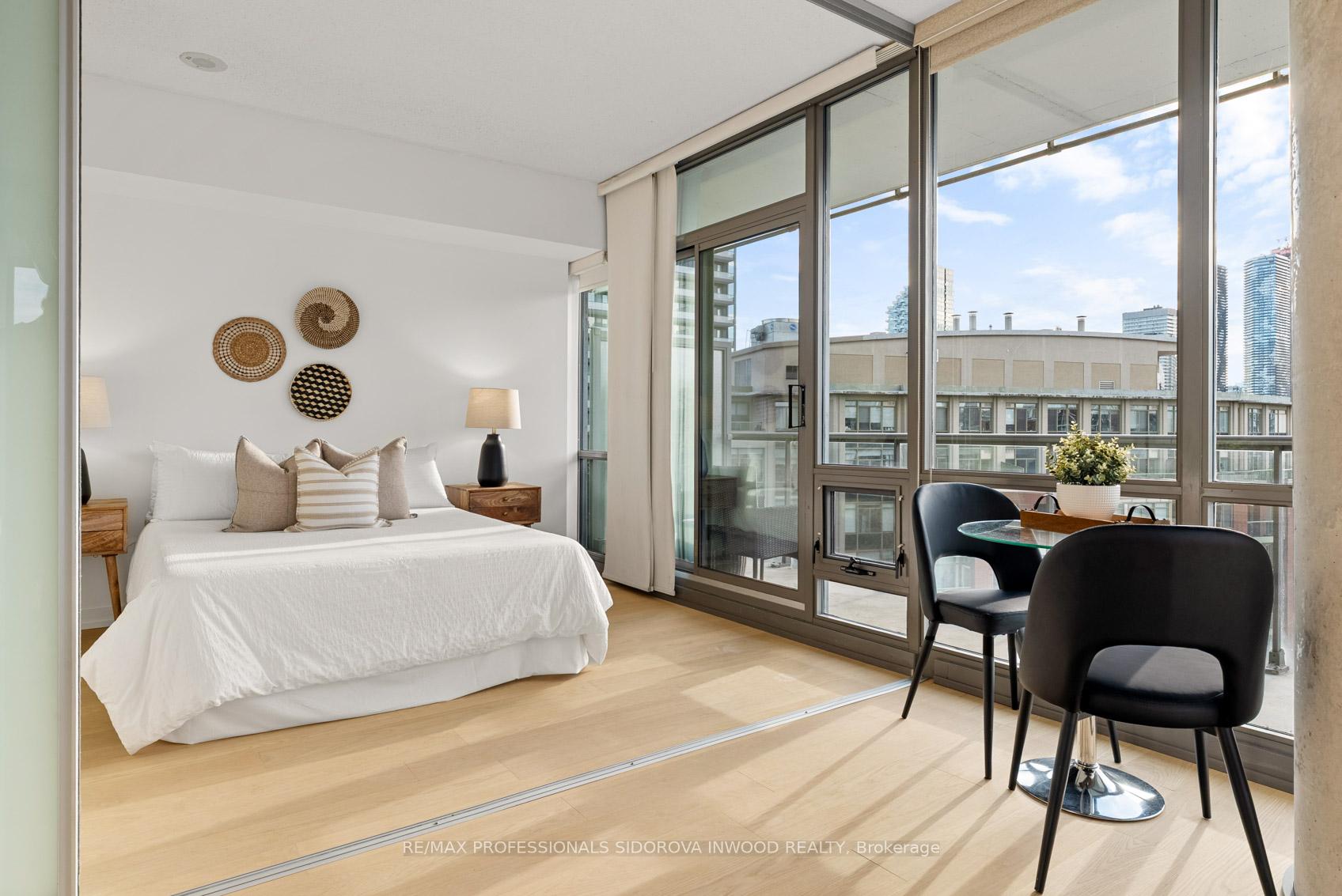 Photo 3 of Unit 1208, 33 Mill Street, Toronto, Waterfront Communities — HOMEH