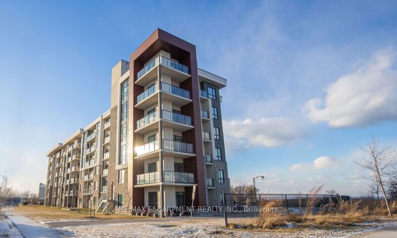 Photo 2 of Unit 519, 101 Shoreview Place, Hamilton, Lakeshore — HOMEH