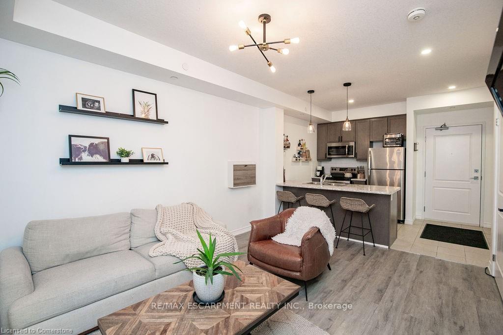 Photo 6 of Unit 519, 101 Shoreview Place, Hamilton, Lakeshore — HOMEH
