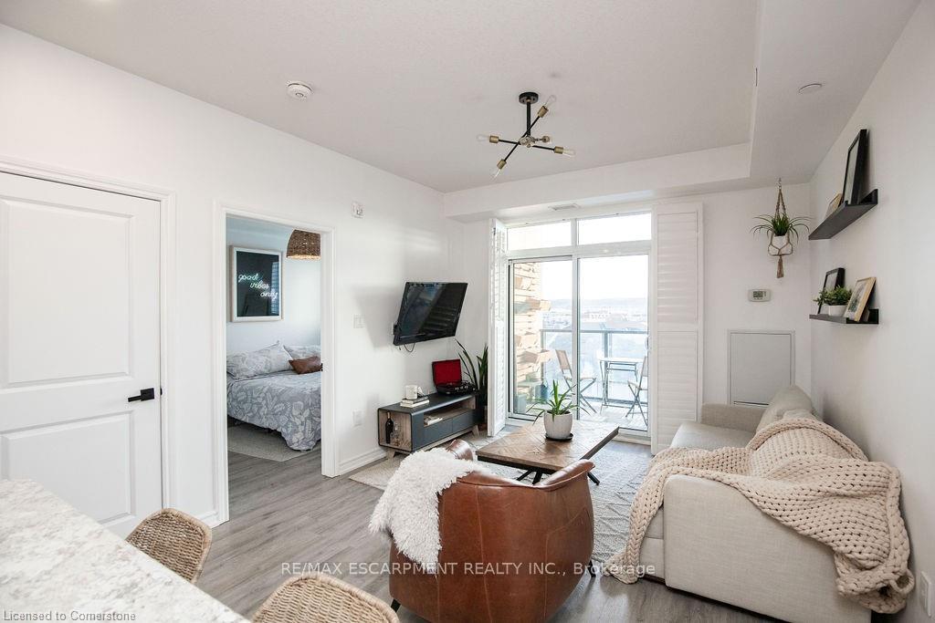 Photo 10 of Unit 519, 101 Shoreview Place, Hamilton, Lakeshore — HOMEH