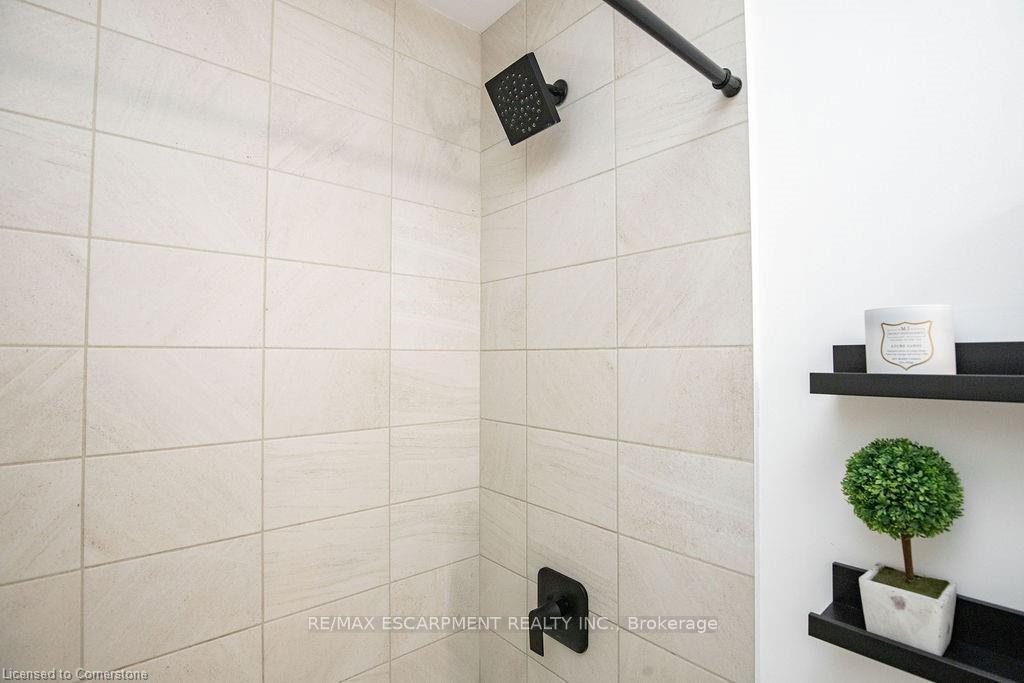 Photo 17 of Unit 519, 101 Shoreview Place, Hamilton, Lakeshore — HOMEH