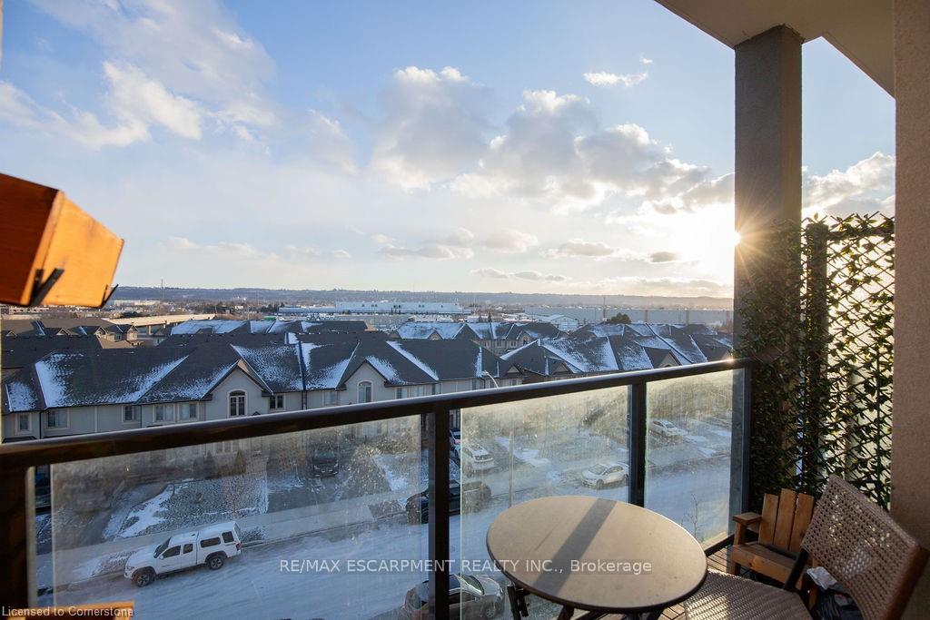 Photo 22 of Unit 519, 101 Shoreview Place, Hamilton, Lakeshore — HOMEH