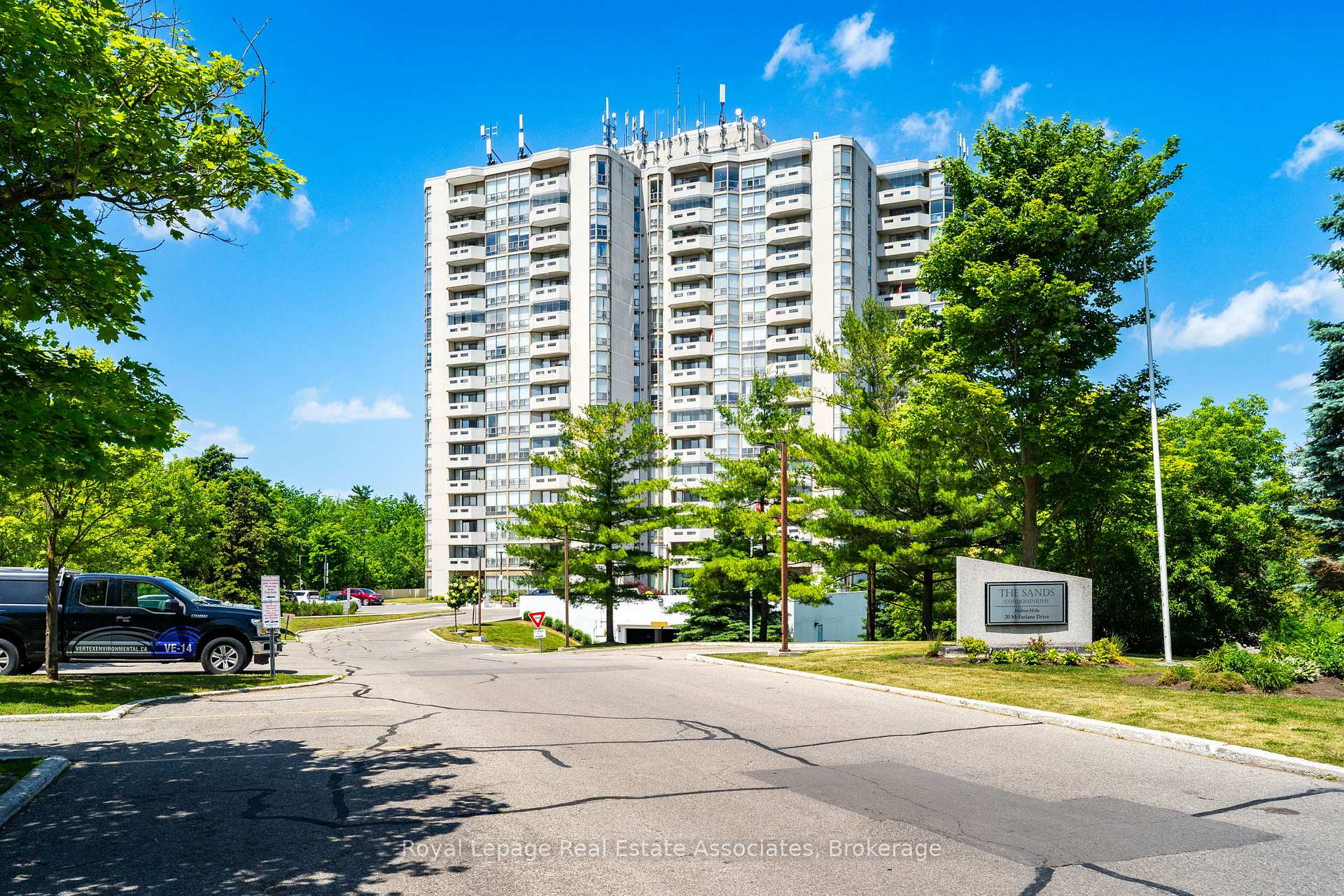 Photo 12 of Unit 708, 20 McFarlane Drive, Halton Hills, Georgetown — HOMEH