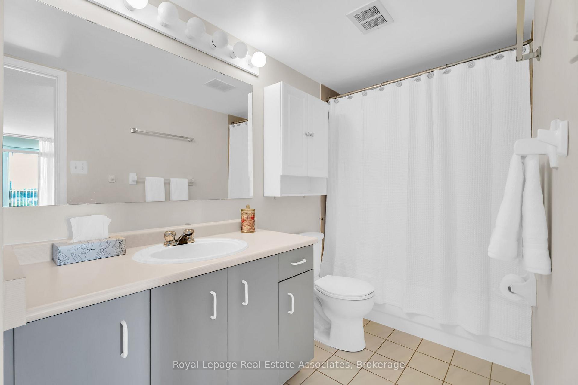 Photo 9 of Unit 708, 20 McFarlane Drive, Halton Hills, Georgetown — HOMEH