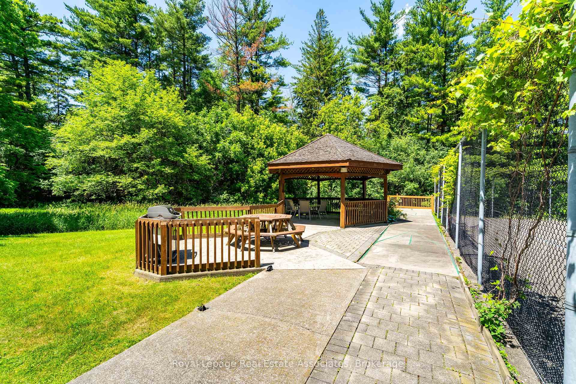 Photo 21 of Unit 708, 20 McFarlane Drive, Halton Hills, Georgetown — HOMEH