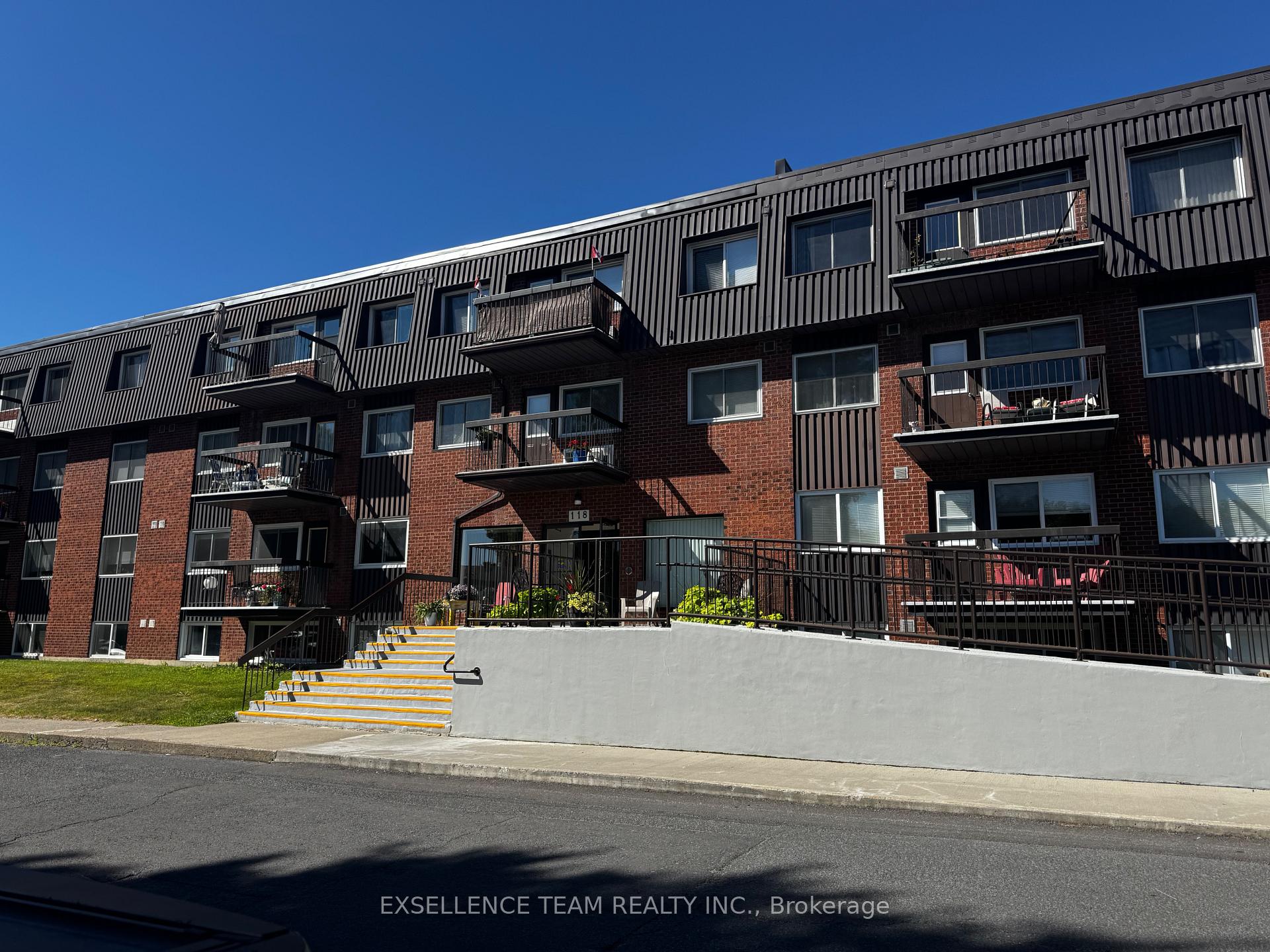 Photo 1 of Unit 305, 118 Fourth Street E, Cornwall — HOMEH