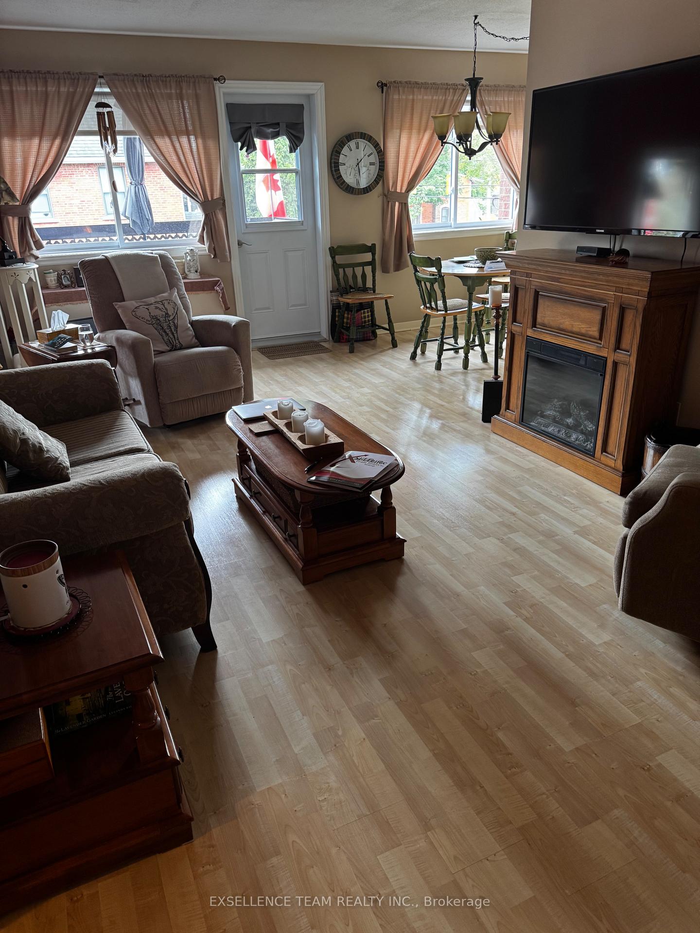 Photo 6 of Unit 305, 118 Fourth Street E, Cornwall — HOMEH