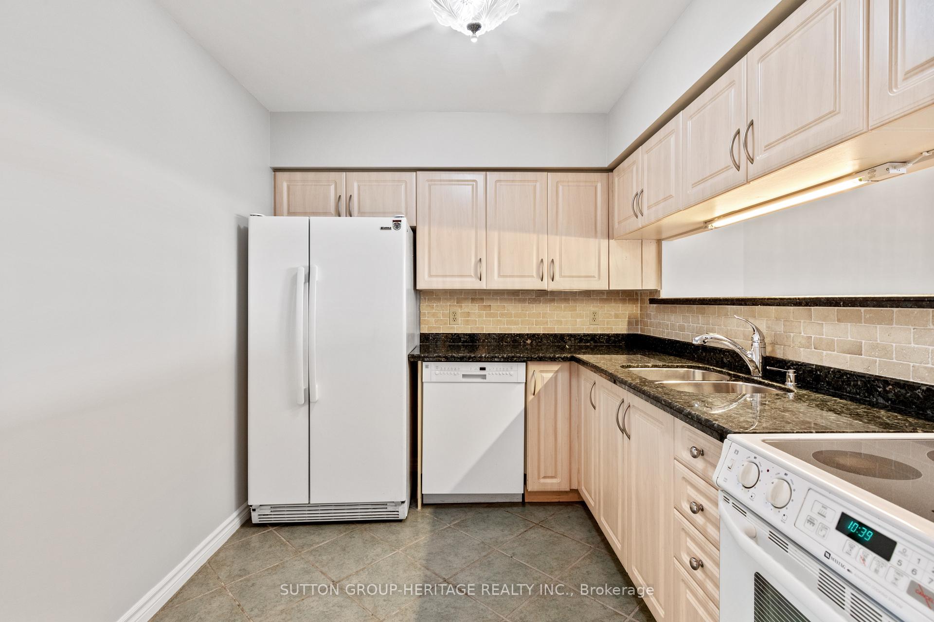 Photo 7 of Unit 631, 1880 Valley Farm Road, Pickering, Town Centre — HOMEH
