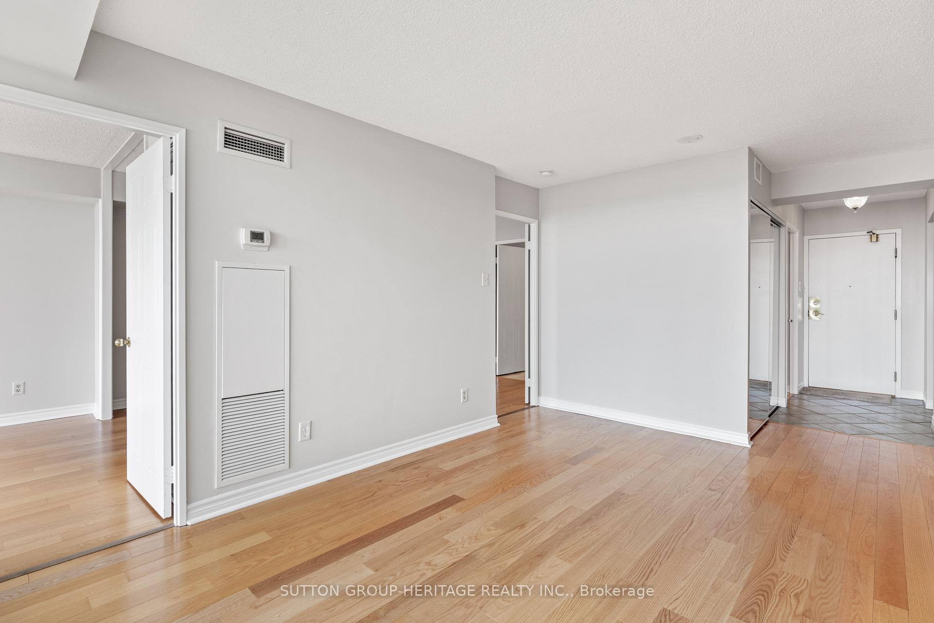 Photo 17 of Unit 631, 1880 Valley Farm Road, Pickering, Town Centre — HOMEH