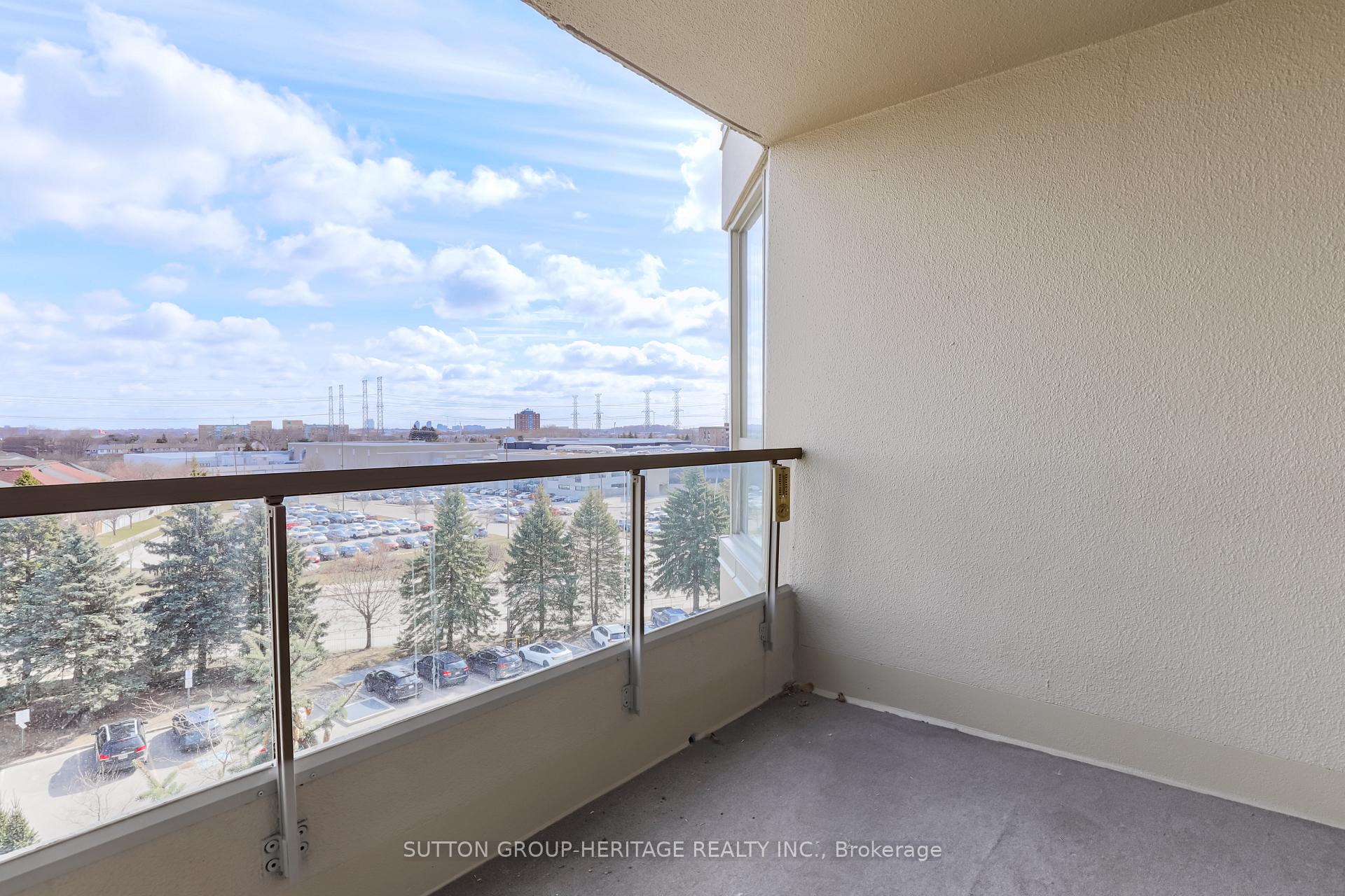 Photo 29 of Unit 631, 1880 Valley Farm Road, Pickering, Town Centre — HOMEH