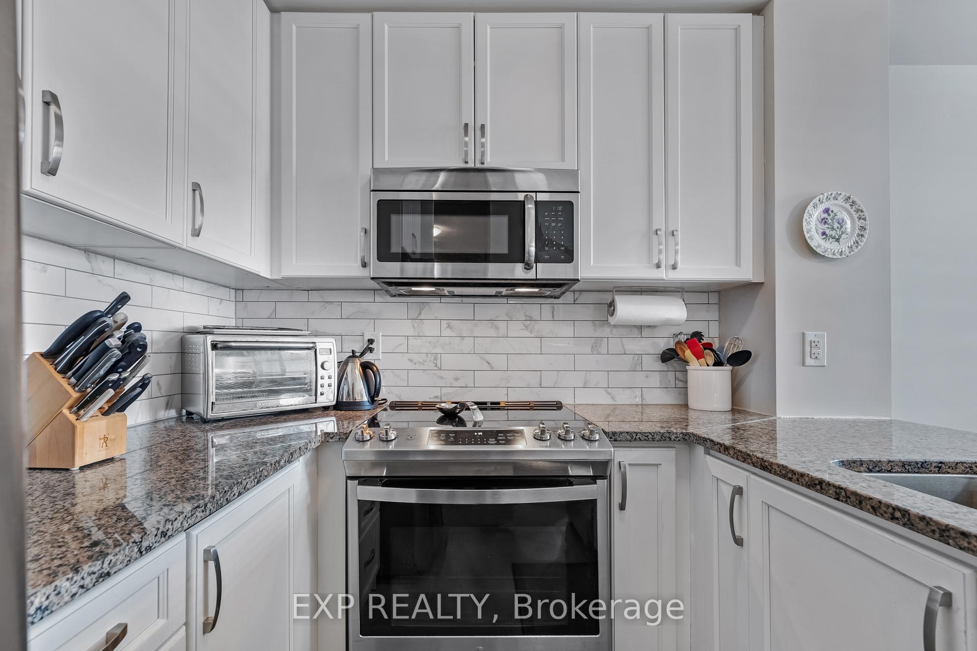 Photo 21 of Unit 232, 111 Civic Square Gate, Aurora, Bayview Wellington — HOMEH