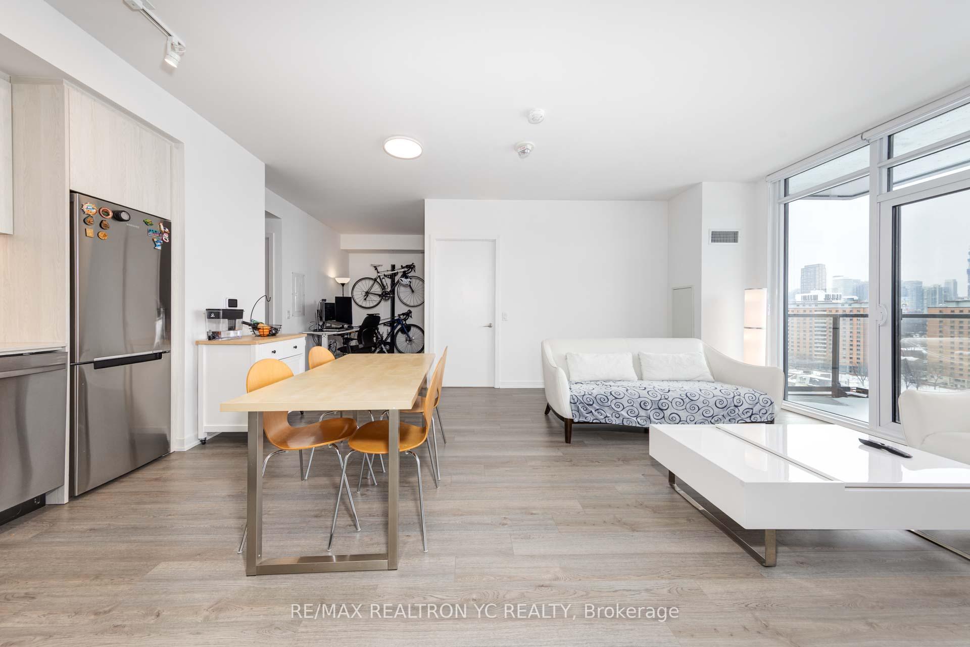 Photo 9 of Unit 1301, 50 Power Street, Toronto, Moss Park — HOMEH
