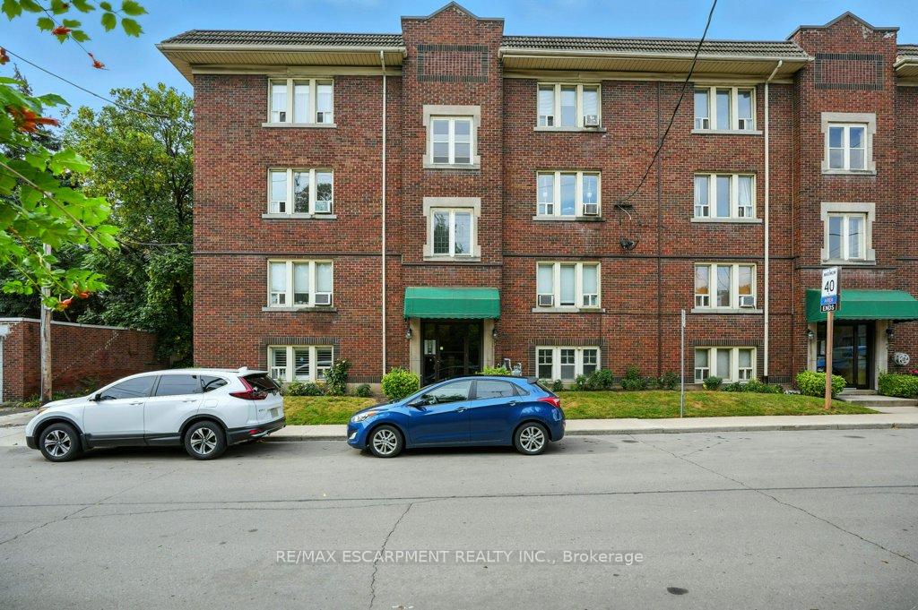 Photo 6 of Unit 18, 6 Vineland Avenue, Hamilton, Stipley — HOMEH
