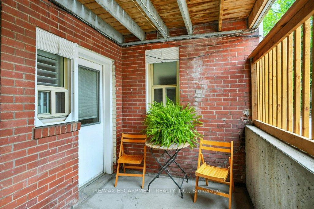 Photo 34 of Unit 18, 6 Vineland Avenue, Hamilton, Stipley — HOMEH