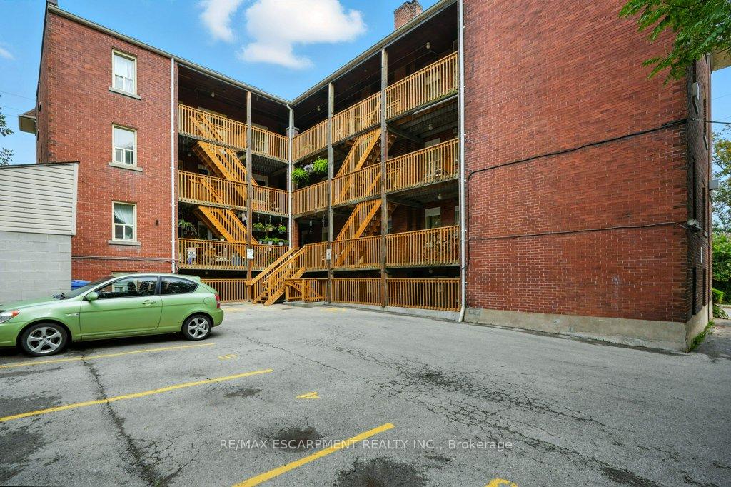 Photo 37 of Unit 18, 6 Vineland Avenue, Hamilton, Stipley — HOMEH