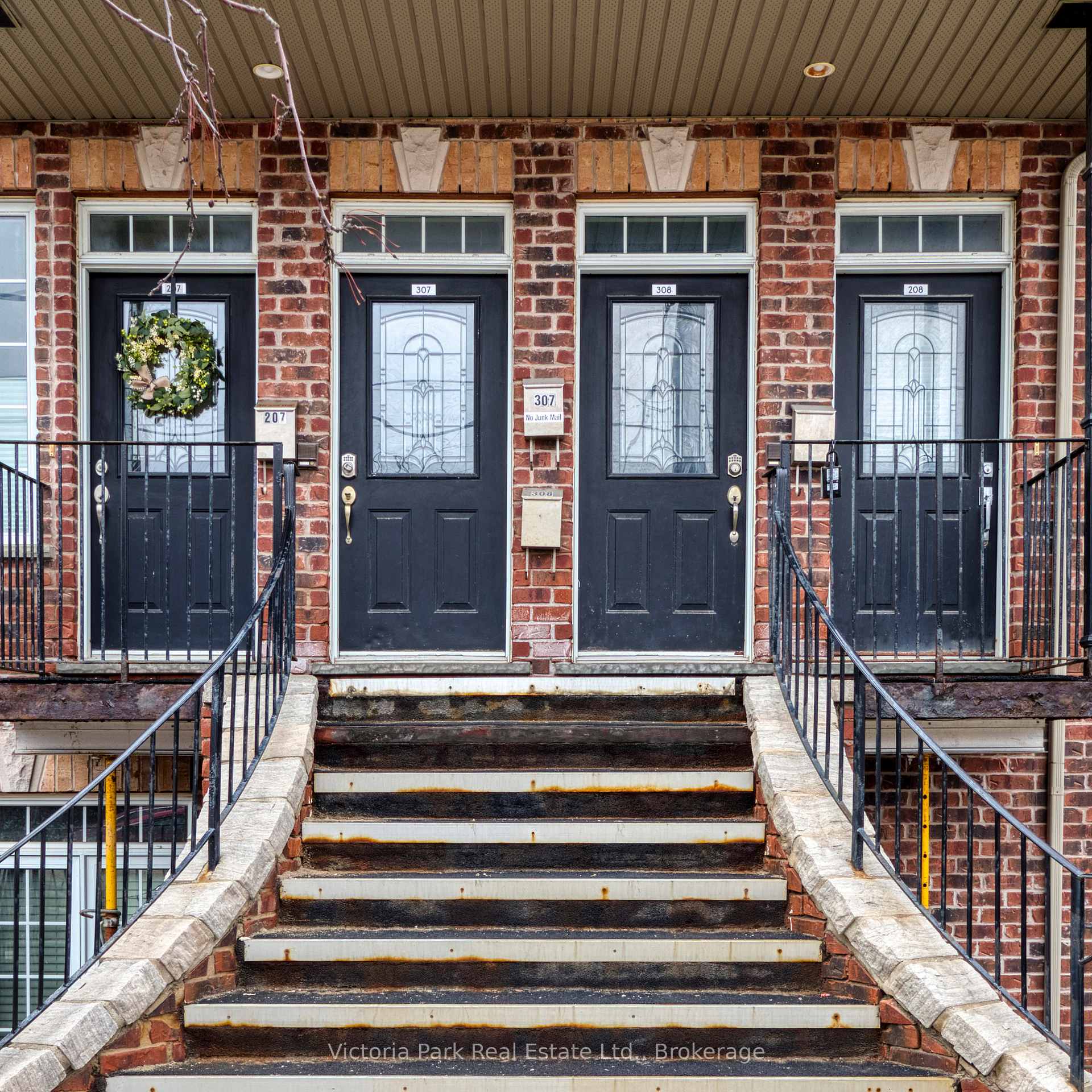 Photo 22 of Unit 207, 555 King Street E, Kitchener — HOMEH