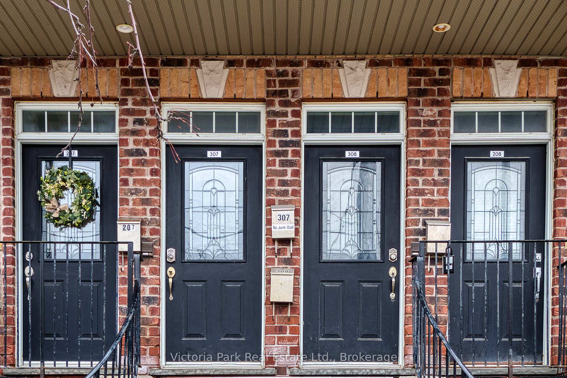 Photo 23 of Unit 207, 555 King Street E, Kitchener — HOMEH