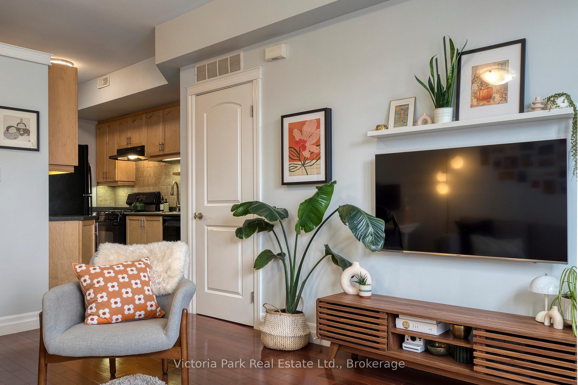 Photo 29 of Unit 207, 555 King Street E, Kitchener — HOMEH