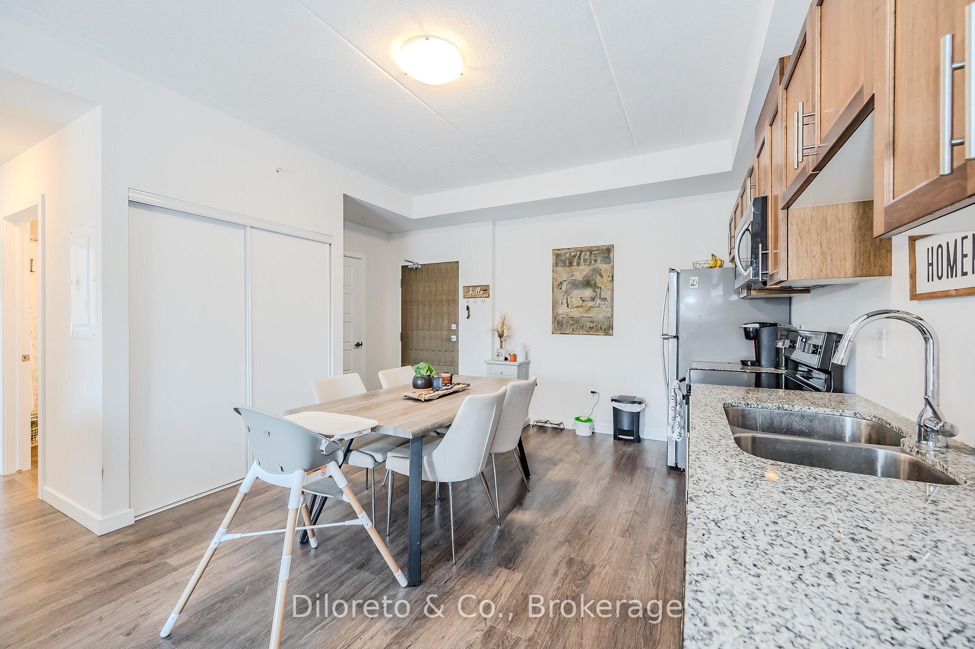 Photo 5 of Unit 110, 25 Kay Crescent, Guelph, Pineridge/Westminster Woods — HOMEH