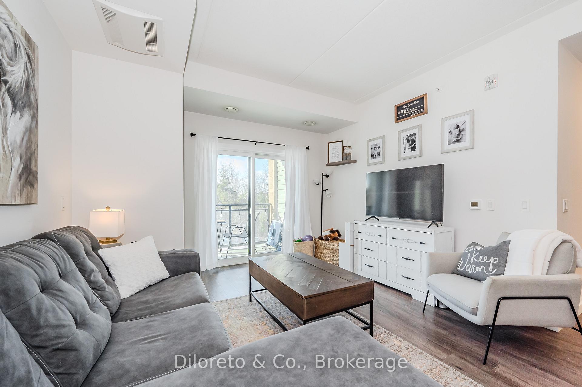 Photo 8 of Unit 110, 25 Kay Crescent, Guelph, Pineridge/Westminster Woods — HOMEH