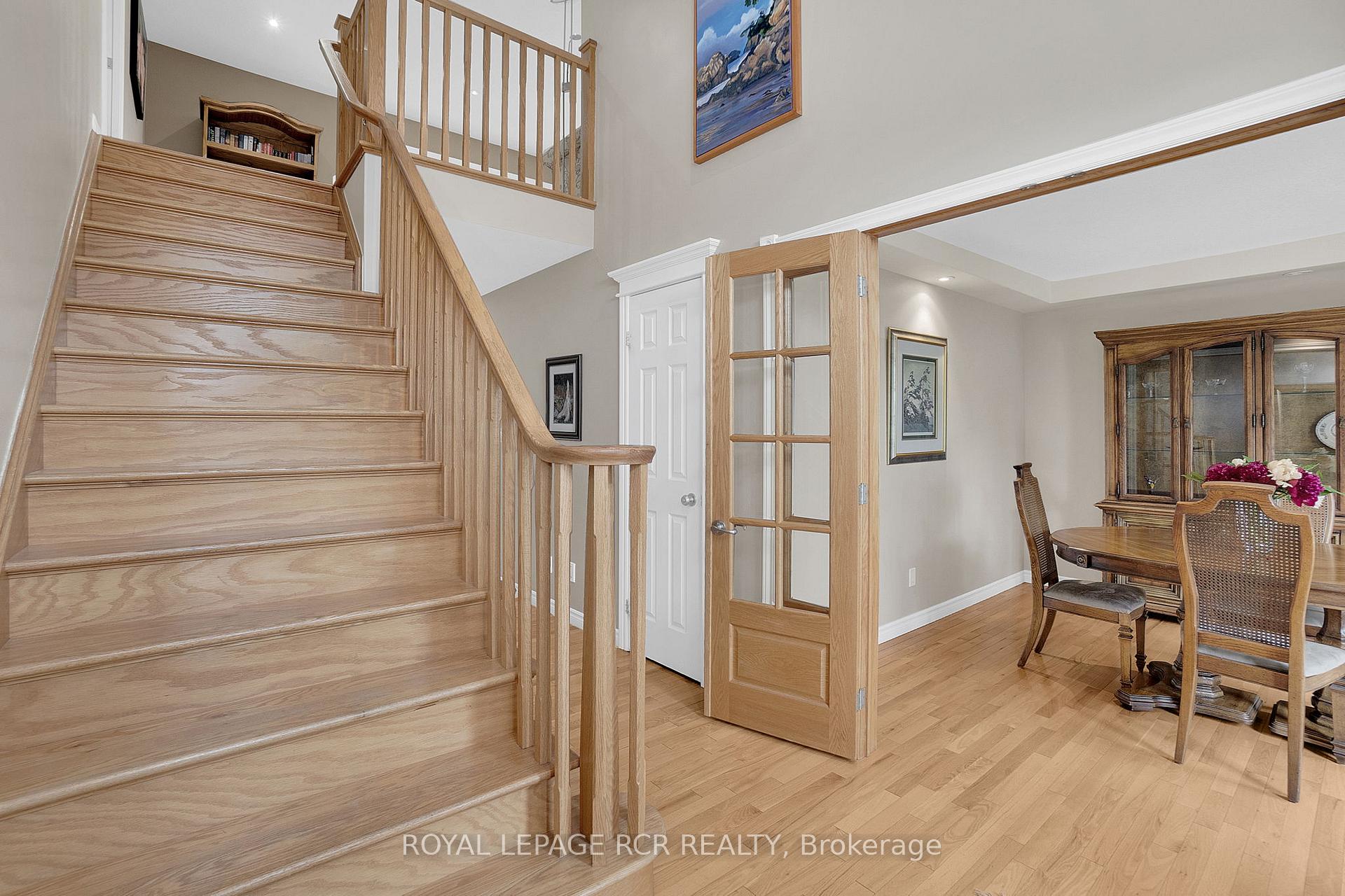 Photo 5 of Unit 4, 14 Zimmerman Drive, Caledon, Palgrave — HOMEH