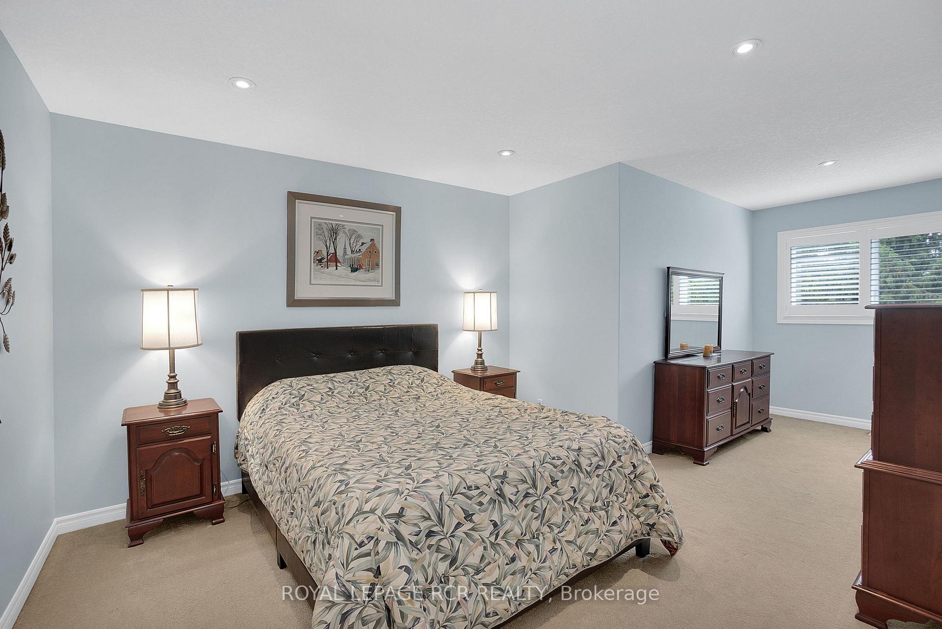 Photo 28 of Unit 4, 14 Zimmerman Drive, Caledon, Palgrave — HOMEH