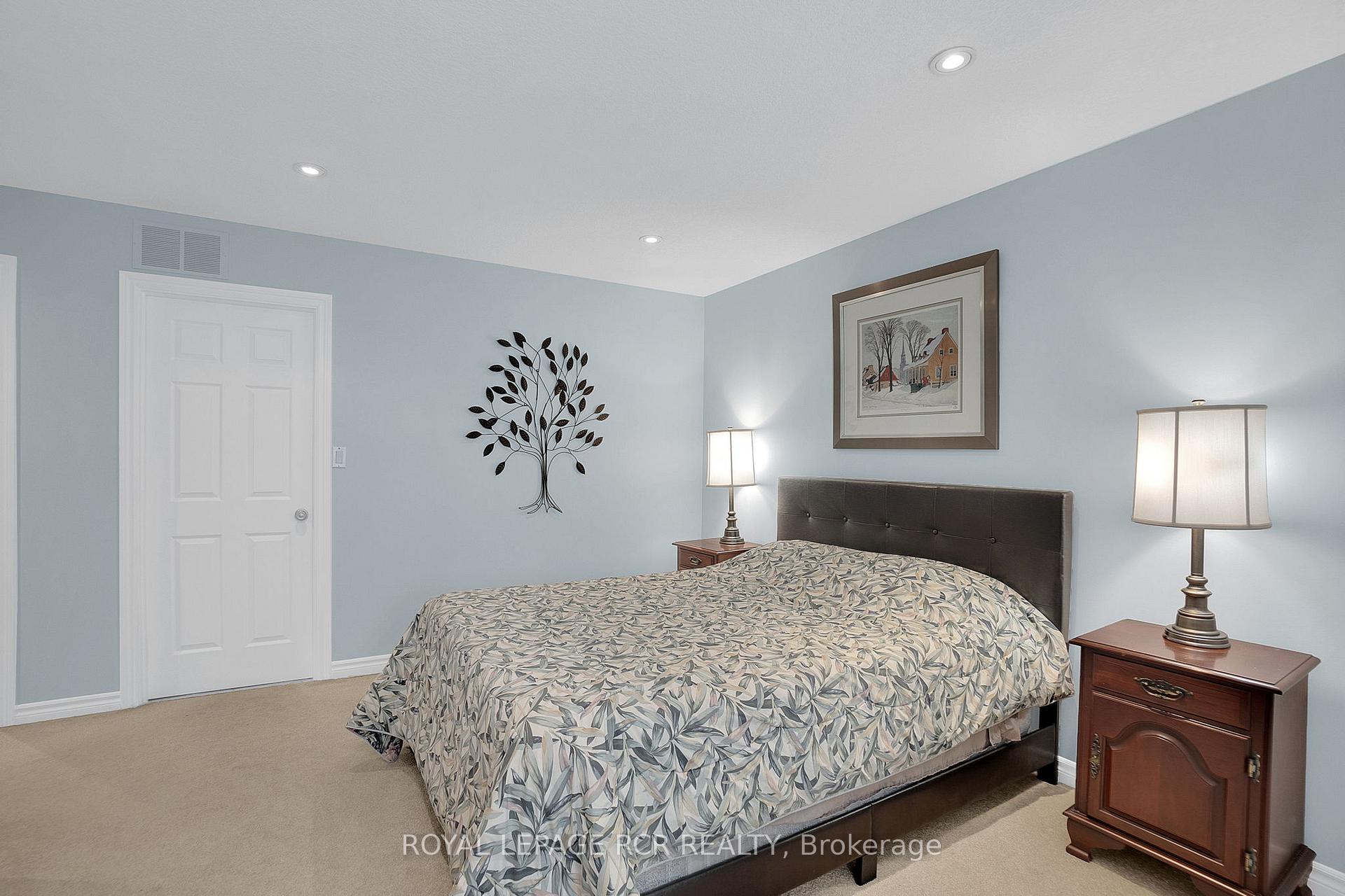 Photo 29 of Unit 4, 14 Zimmerman Drive, Caledon, Palgrave — HOMEH