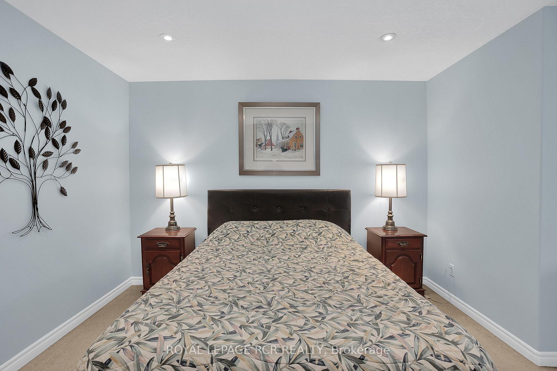 Photo 30 of Unit 4, 14 Zimmerman Drive, Caledon, Palgrave — HOMEH