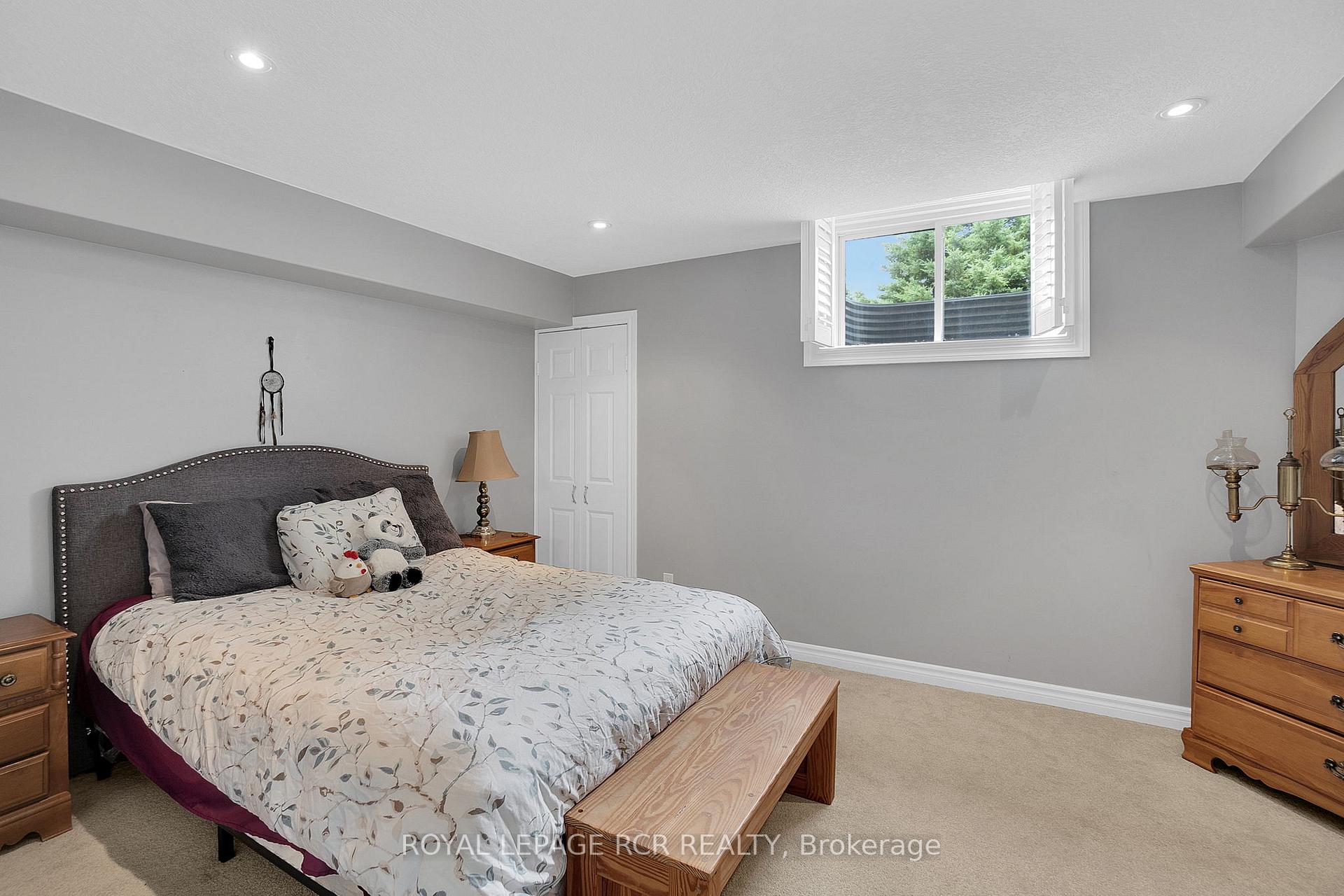 Photo 33 of Unit 4, 14 Zimmerman Drive, Caledon, Palgrave — HOMEH