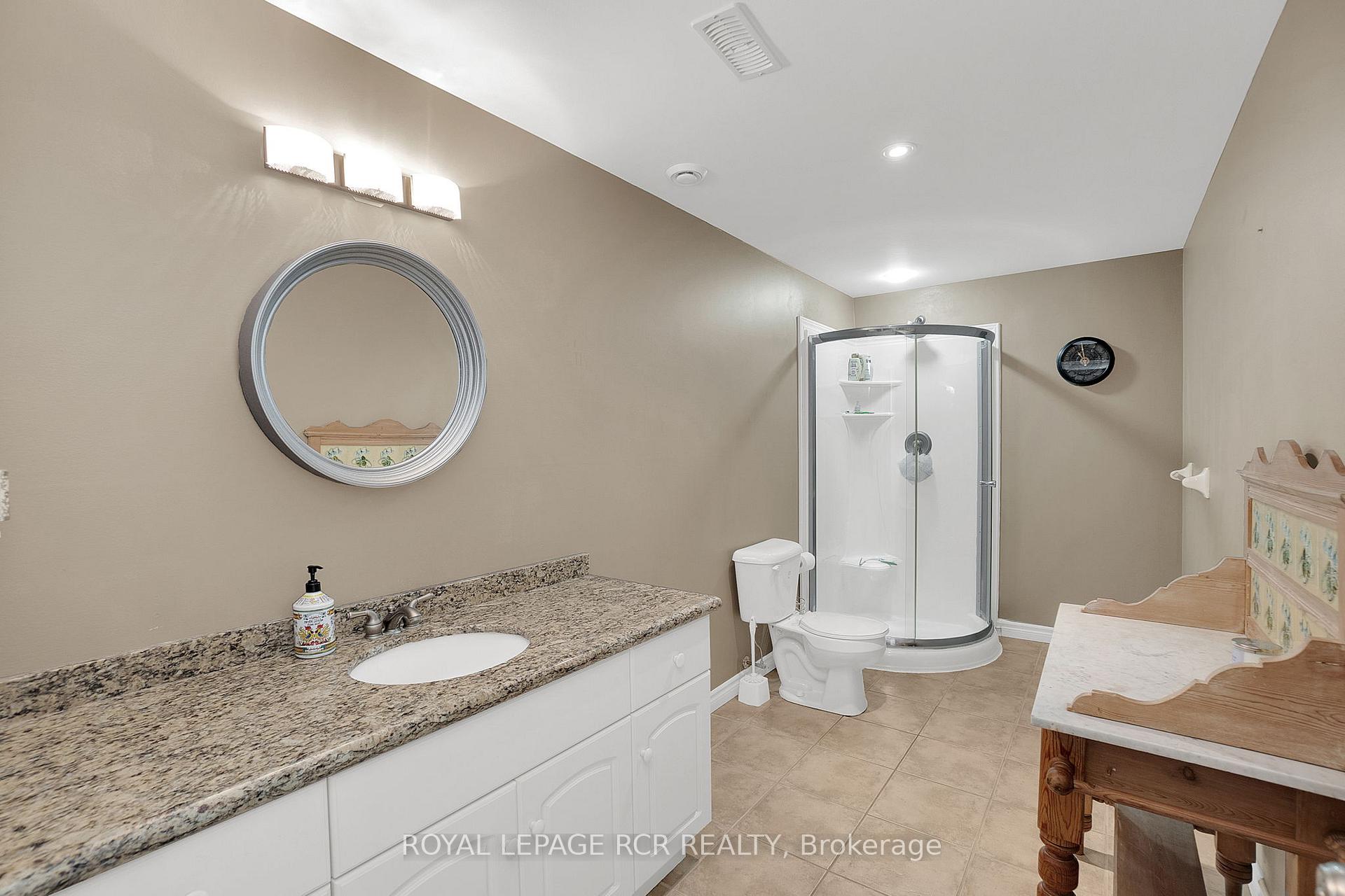 Photo 34 of Unit 4, 14 Zimmerman Drive, Caledon, Palgrave — HOMEH