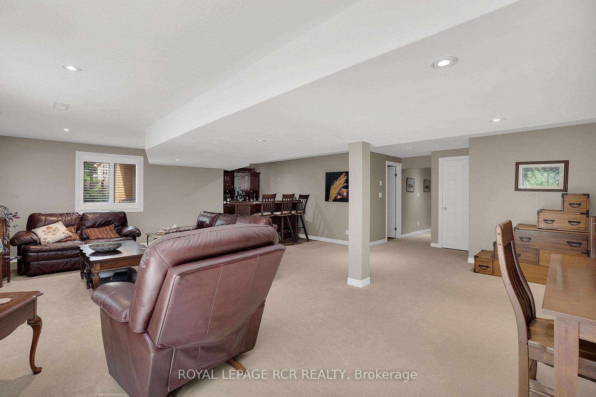 Photo 35 of Unit 4, 14 Zimmerman Drive, Caledon, Palgrave — HOMEH