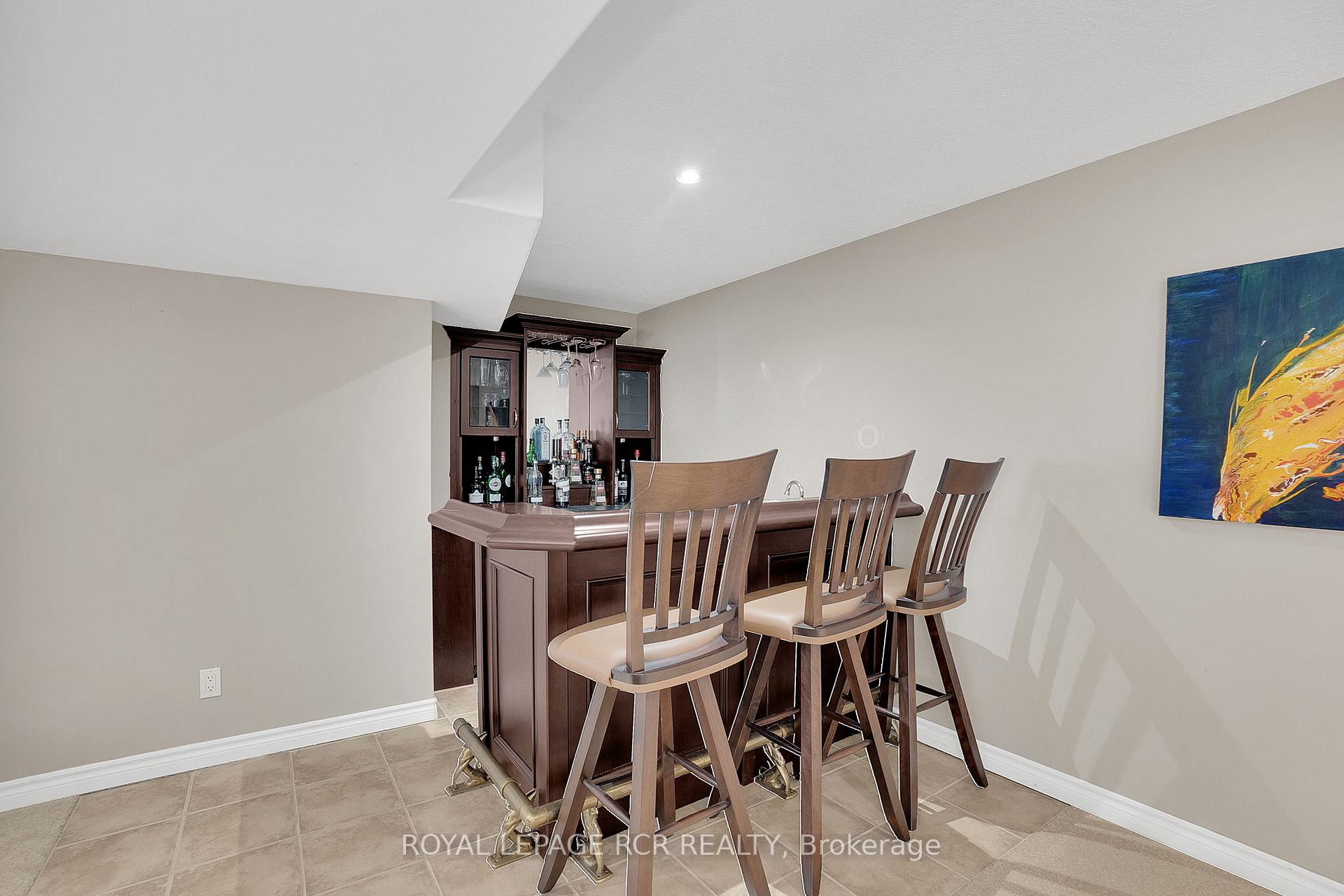 Photo 36 of Unit 4, 14 Zimmerman Drive, Caledon, Palgrave — HOMEH
