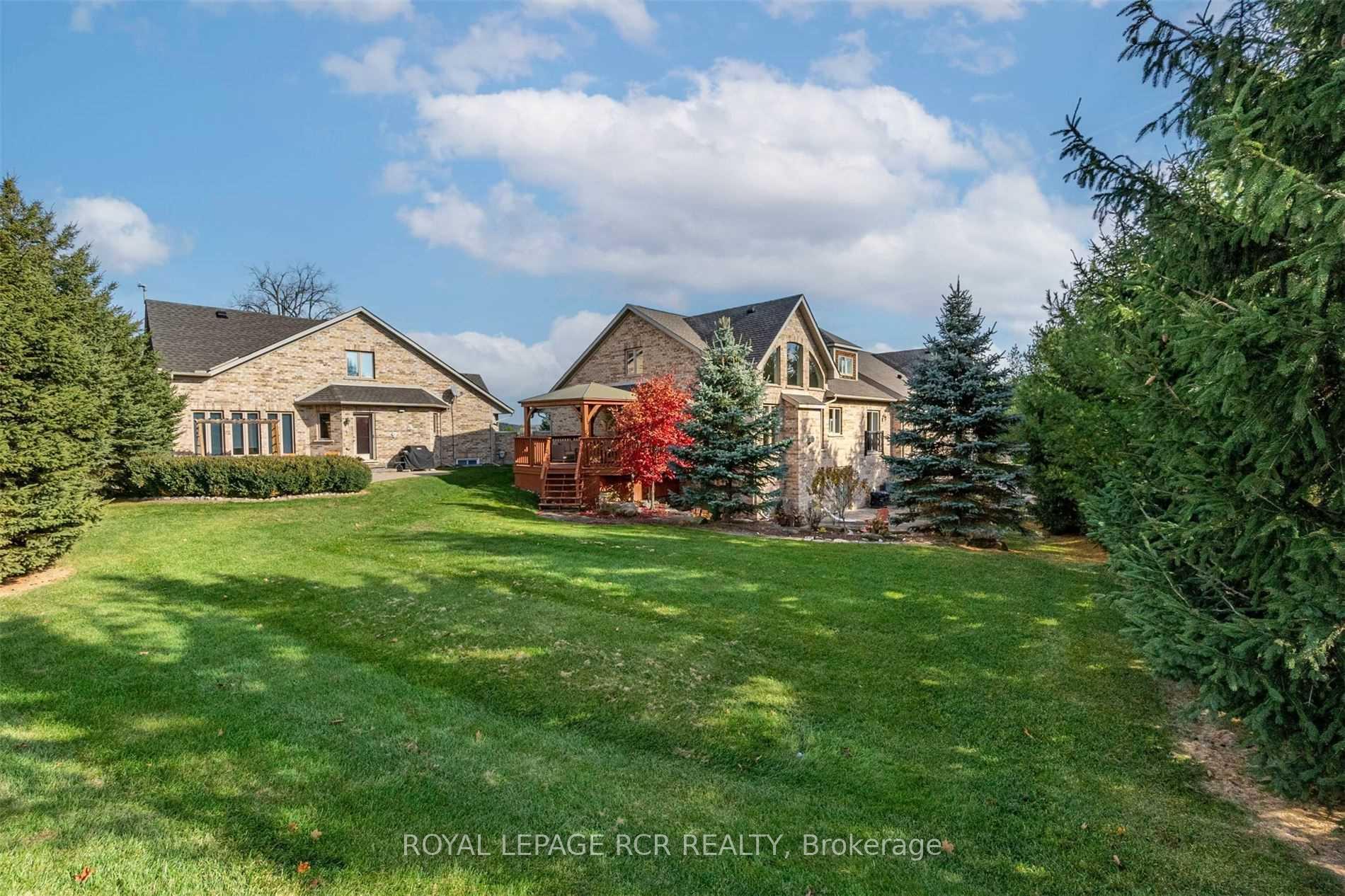 Photo 40 of Unit 4, 14 Zimmerman Drive, Caledon, Palgrave — HOMEH