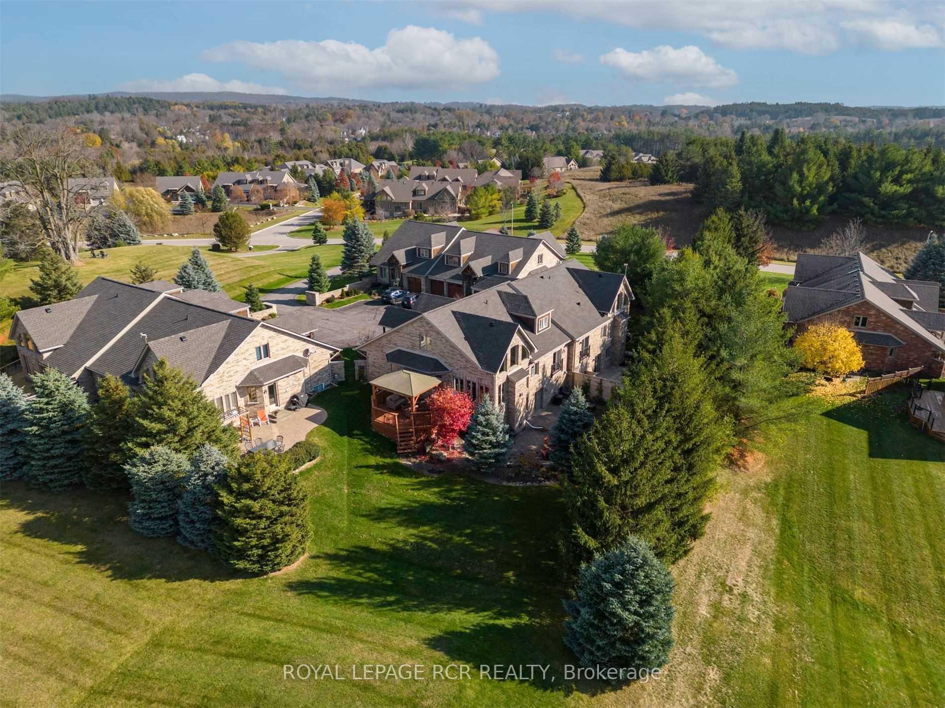 Photo 42 of Unit 4, 14 Zimmerman Drive, Caledon, Palgrave — HOMEH